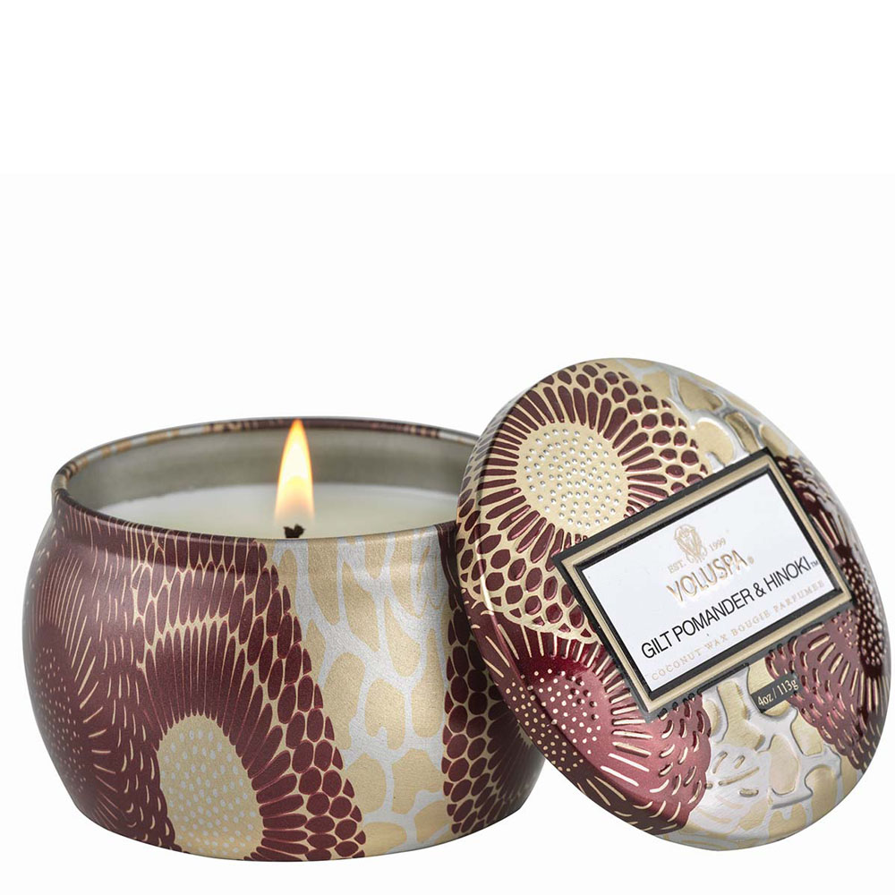 Voluspa Gilt Pomander & Hinoki, Mini Tin Candle 25h - Hairsale.se